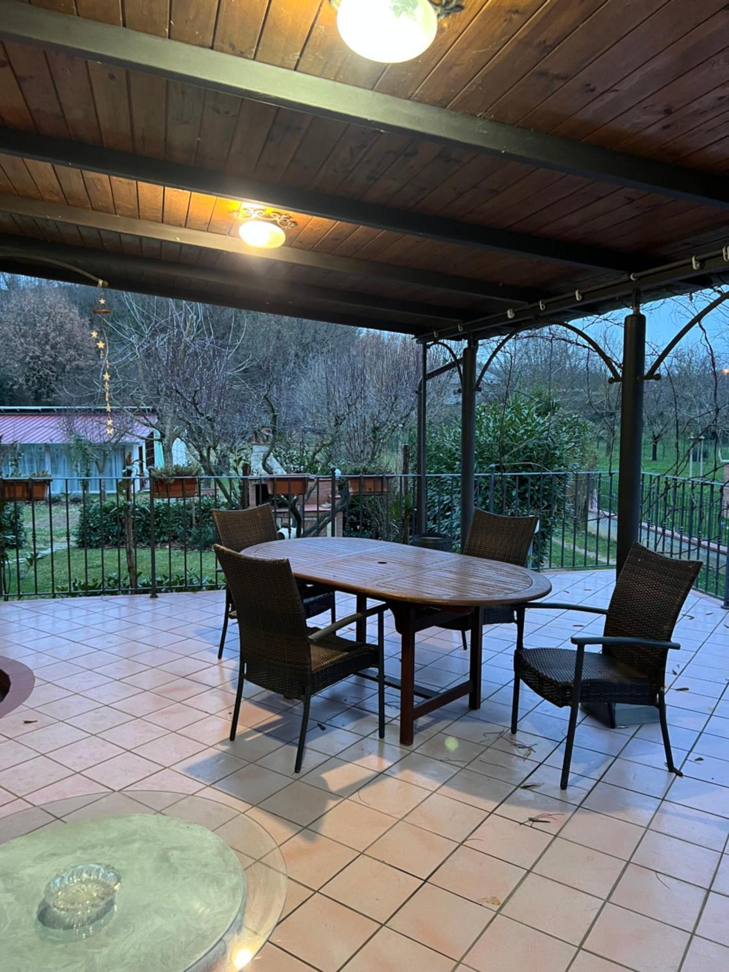 B&B Villa Sabrina Arezzo Bagian luar foto